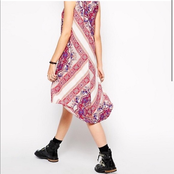 Scarf Print Dress | Vero Moda - Picture 3 of 5